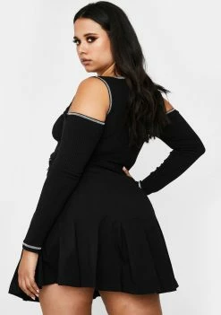 Poster Grl Duh It's Called Clout Lace Up Top