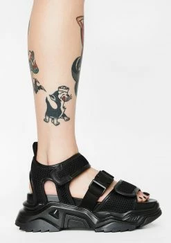 Poster Grl Dive Right In Platform Sandals