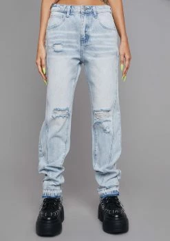 Poster Grl Get In Formation Distressed Jeans