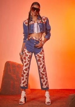 Poster Grl Classy In Cow Print Cropped Denim Jeans