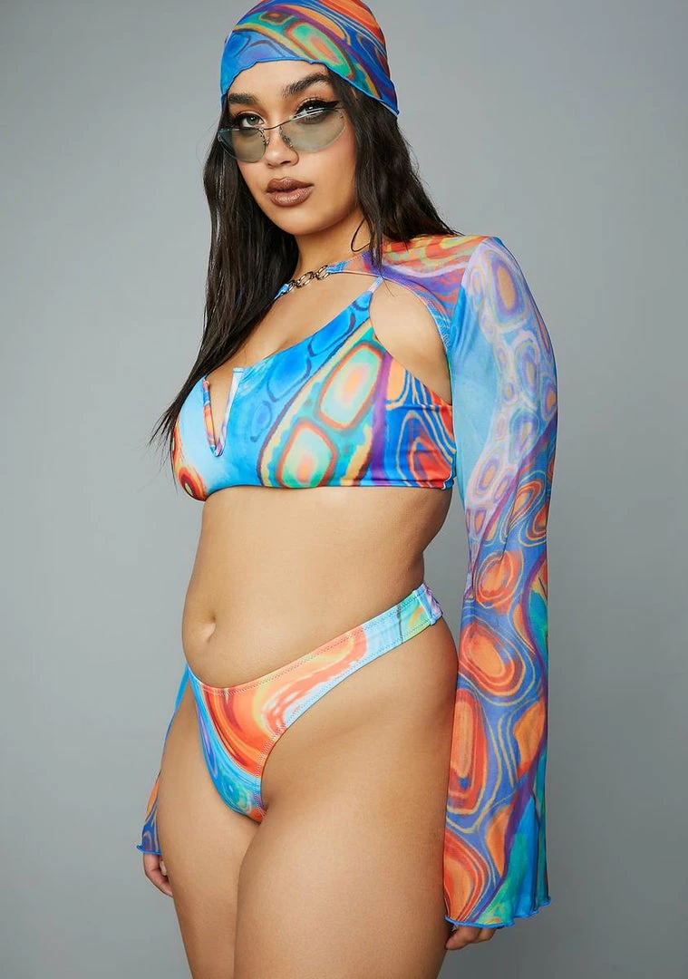 Poster Grl Swim Plus Trippy Charmer 4-Piece Bikini Set 4 Poster Grl Swim Plus Trippy Charmer 4-Piece Bikini Set