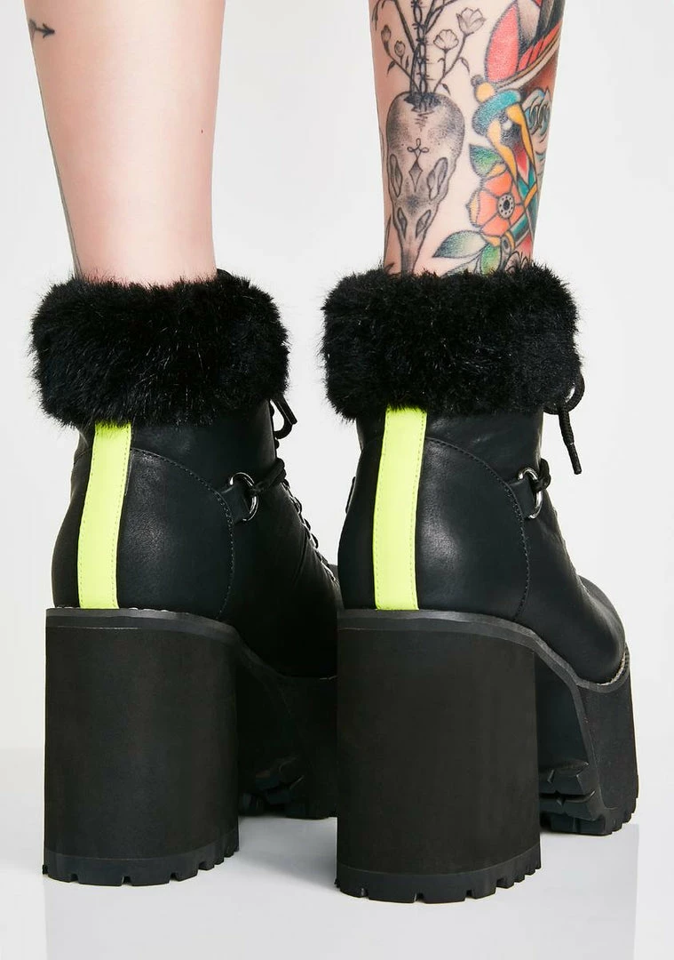 Poster Grl Platforms Street Stomper Platform Hiking Boots 6 Poster Grl Platforms Street Stomper Platform Hiking Boots