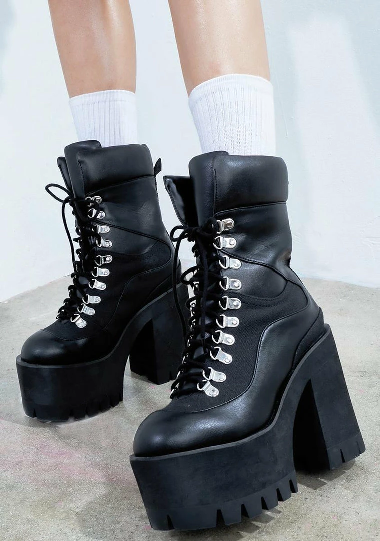 Poster Grl Platforms Werkin' Overtime Platform Hiker Boots 3 Poster Grl Platforms Werkin' Overtime Platform Hiker Boots