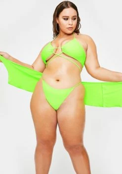 Poster Grl Swim BB Gotta Explore This Bikini Set