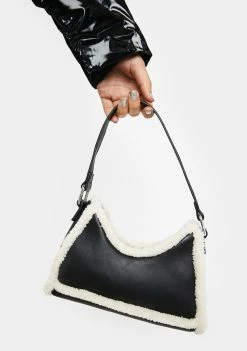 Poster Grl Winter Season Sherpa Bag