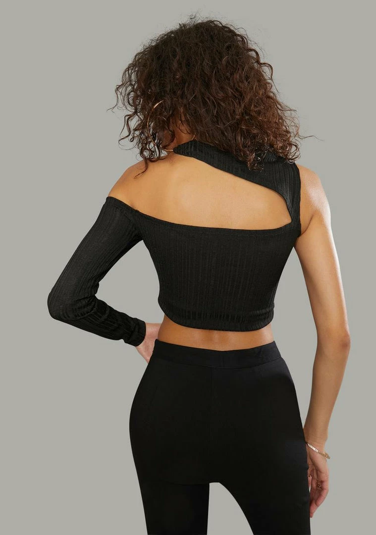 Poster Grl Answer Your Call Asymmetric Top Off The Shoulder Crop Top 6 Poster Grl Answer Your Call Asymmetric Top Off The Shoulder Crop Top