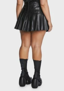 Poster Grl Plus Against The Machine Pleated Skirt Bottoms 11 Poster Grl Plus Against The Machine Pleated Skirt Bottoms