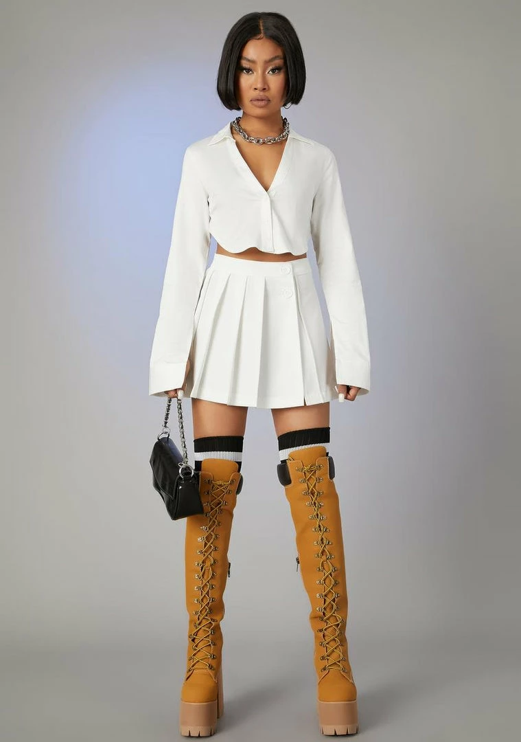 Poster Grl Catching International Flights Pleated Skirt Bottoms 5 Poster Grl Catching International Flights Pleated Skirt Bottoms