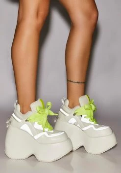 Poster Grl Funk Wave Platform Sneakers