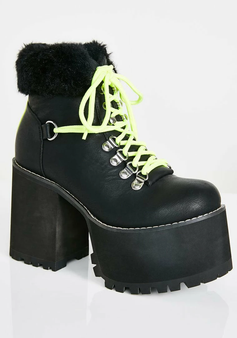 Poster Grl Platforms Street Stomper Platform Hiking Boots 4 Poster Grl Platforms Street Stomper Platform Hiking Boots