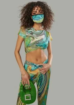 Poster Grl Hypnotic Habits Face Mask