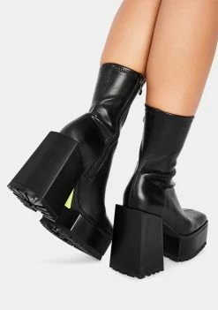 Poster Grl Disappearing Act Platform Boots 10 Poster Grl Disappearing Act Platform Boots