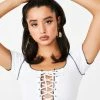 Poster Grl Brat Pack Lace Up Tee