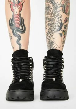 Poster Grl Catch Me Outside Utility Boots Boots & Booties