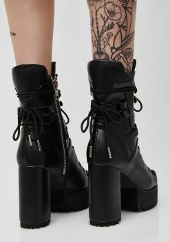 Poster Grl Last Standing Lace-Up Boots Boots & Booties