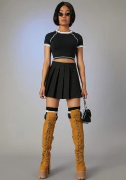 Poster Grl Backstabber Baddie Crop Tee