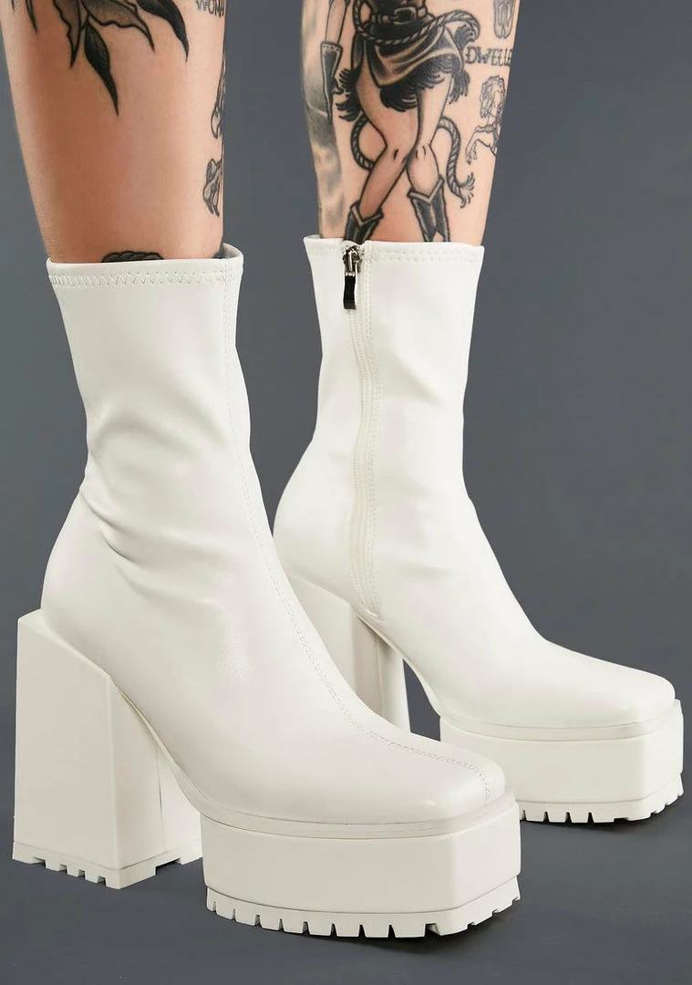 Poster Grl Bone Disappearing Act Platform Boots 6 Poster Grl Bone Disappearing Act Platform Boots