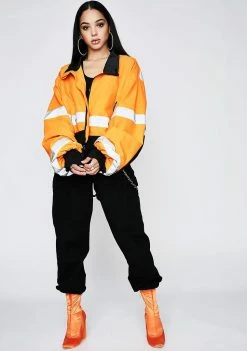 Poster Grl All Eyes On Me Cropped Jacket