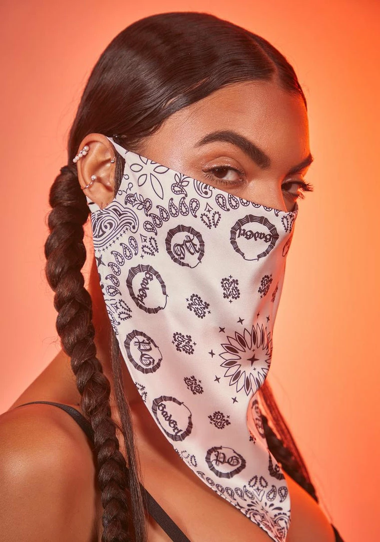 Poster Grl Pure Fierce Safety Bandana Mask 3 Poster Grl Pure Fierce Safety Bandana Mask