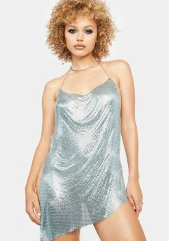 Poster Grl Cuts Like Ice Chainmail Dress